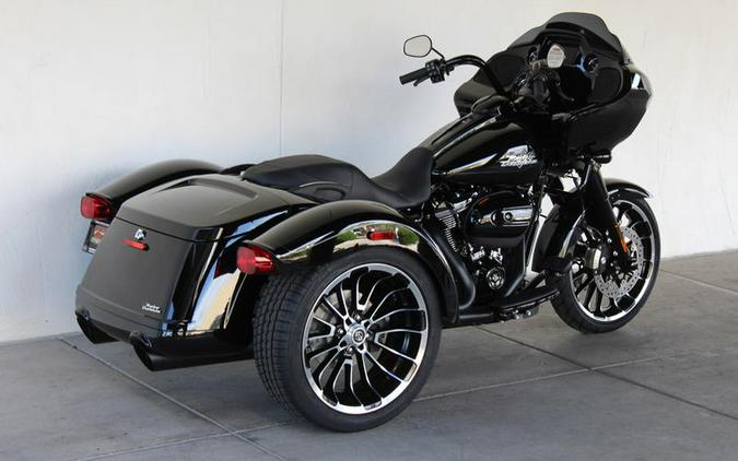 2024 Harley-Davidson® FLTRT - Road Glide® 3