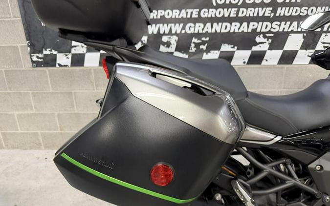 2023 Kawasaki Versys® 1000 SE LT+