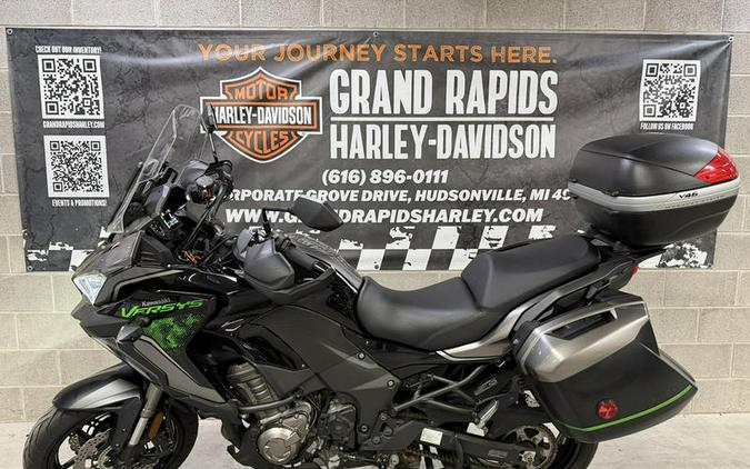 2023 Kawasaki Versys® 1000 SE LT+