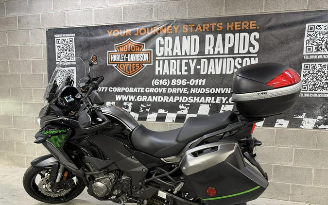 2023 Kawasaki Versys® 1000 SE LT+