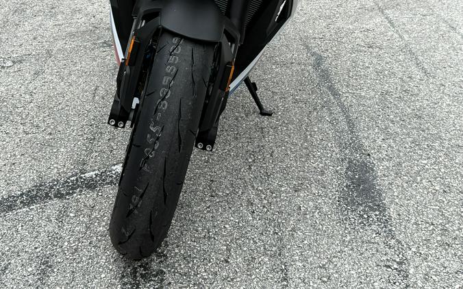 2026 BMW M 1000 R