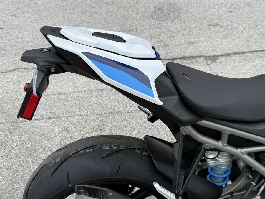 2026 BMW M 1000 R