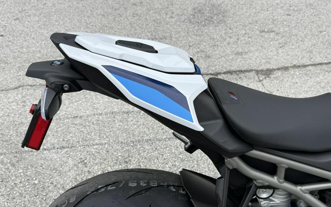 2026 BMW M 1000 R