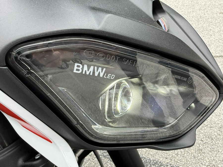 2026 BMW M 1000 R