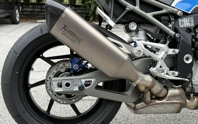 2026 BMW M 1000 R