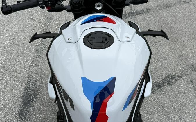 2026 BMW M 1000 R