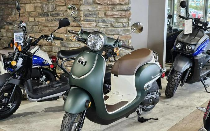 2024 Honda® Metropolitan