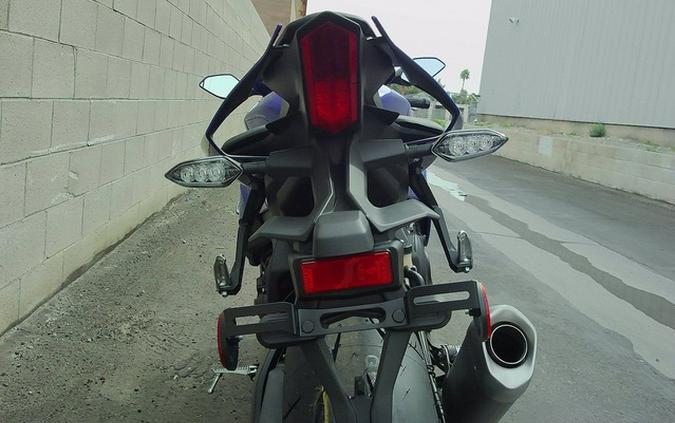 2026 Yamaha YZF R1