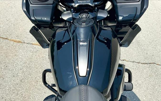 2024 Harley-Davidson® FLTRX - Road Glide®