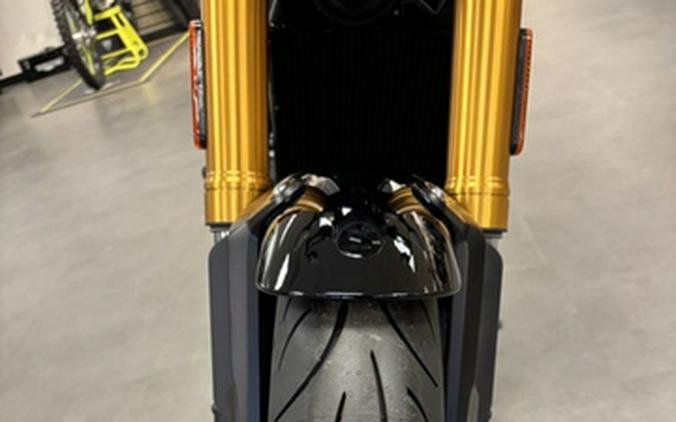 2026 Triumph Speed 400 Pearl Metallic WhitePhantom Black