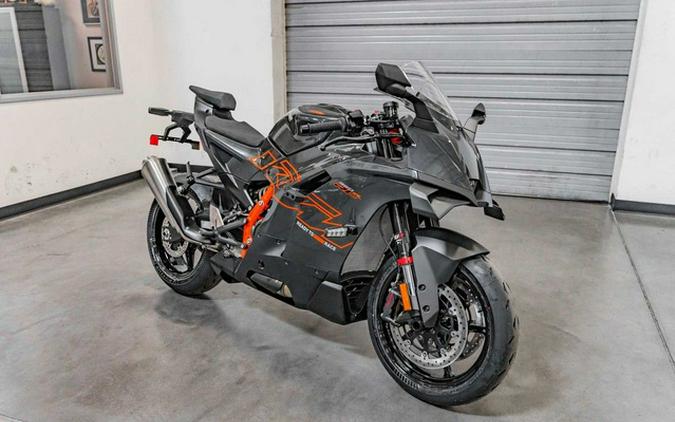 2026 KTM RC 990 R