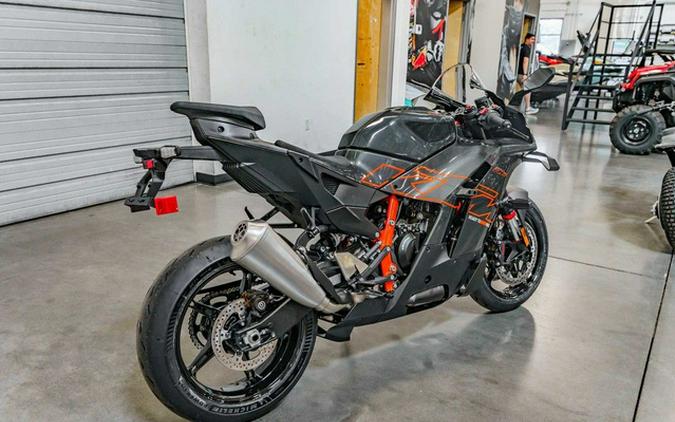 2026 KTM RC 990 R