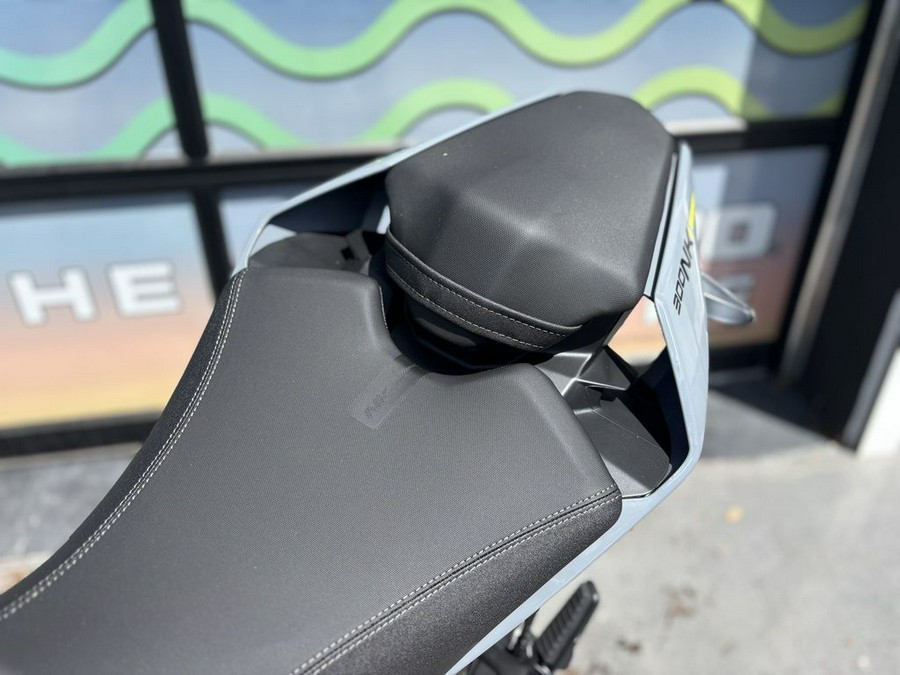 2026 CFMOTO 300NK