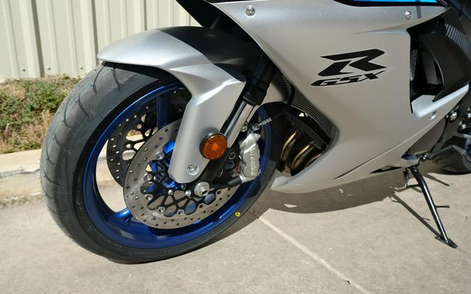 2026 SUZUKI GSX-R600