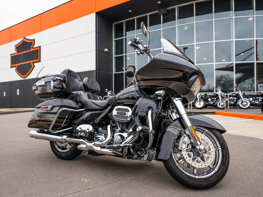 2016 CVO Road Glide Ultra FLTRUSE