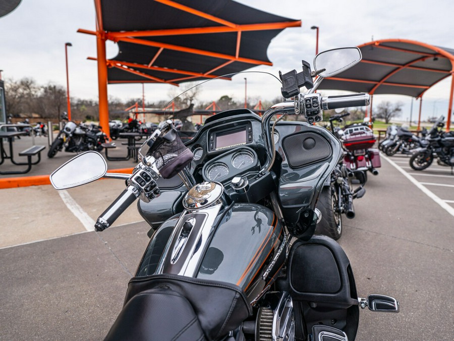 2016 CVO Road Glide Ultra FLTRUSE