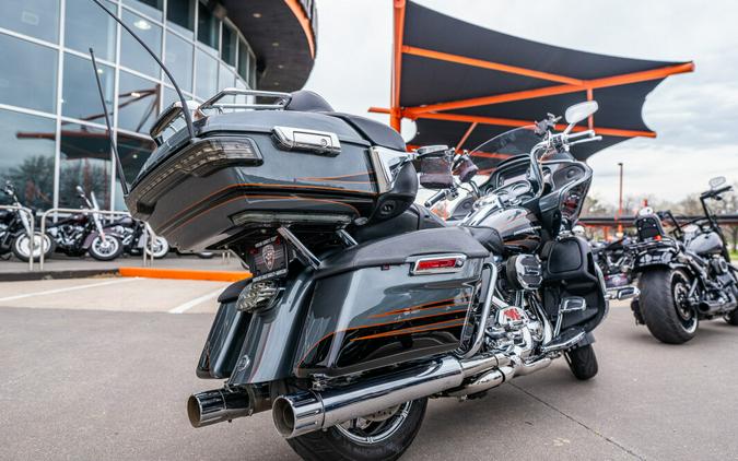 2016 CVO Road Glide Ultra FLTRUSE