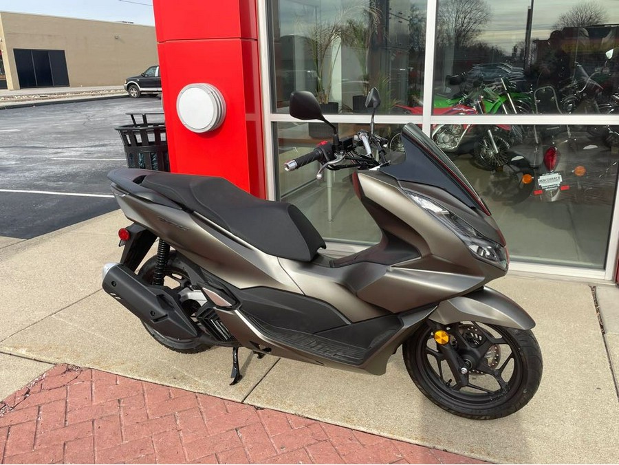 2024 Honda PCX ABS