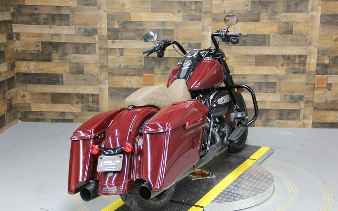 2020 Harley-Davidson Road King Special Billiard Burgundy