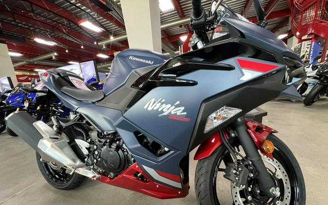 2026 Kawasaki Ninja 500 ABS Metallic Matte Twilight Blue