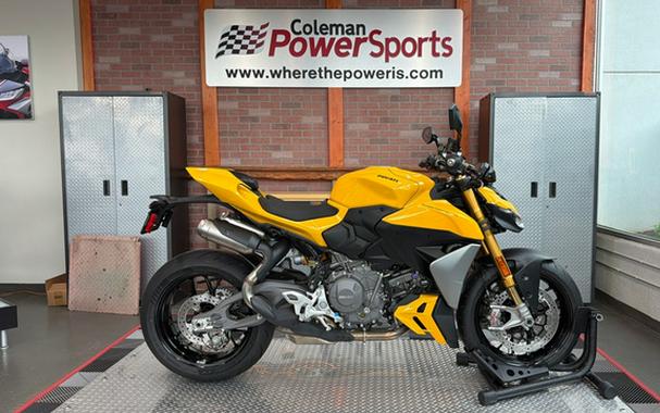 2026 Ducati Streetfighter V2 S
