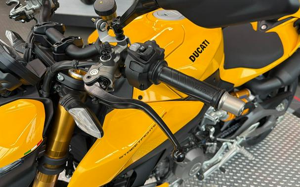 2026 Ducati Streetfighter V2 S
