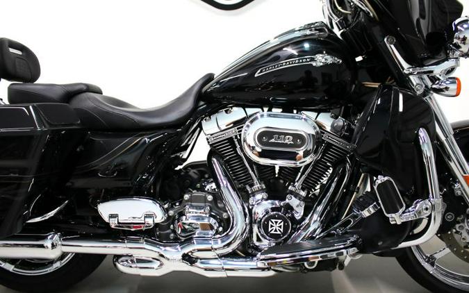 2012 Harley Davidson Street Glide CVO FLHXSE Screamin Eagle