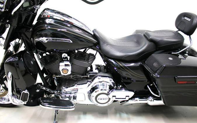 2012 Harley Davidson Street Glide CVO FLHXSE Screamin Eagle