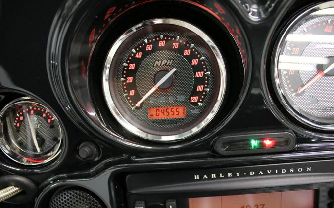2012 Harley Davidson Street Glide CVO FLHXSE Screamin Eagle