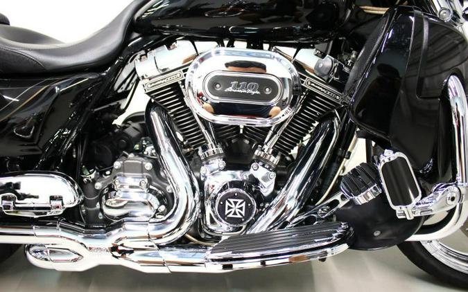 2012 Harley Davidson Street Glide CVO FLHXSE Screamin Eagle