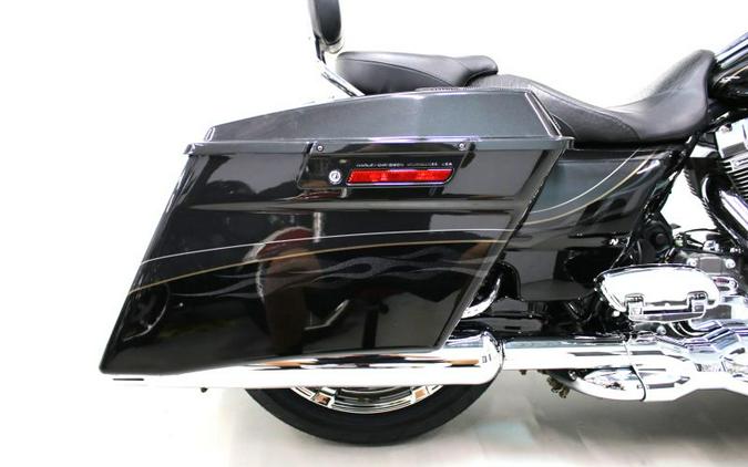 2012 Harley Davidson Street Glide CVO FLHXSE Screamin Eagle