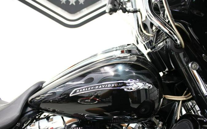 2012 Harley Davidson Street Glide CVO FLHXSE Screamin Eagle