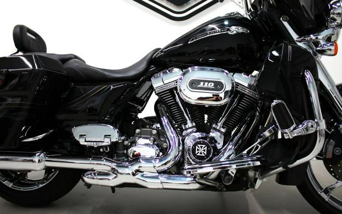 2012 Harley Davidson Street Glide CVO FLHXSE Screamin Eagle