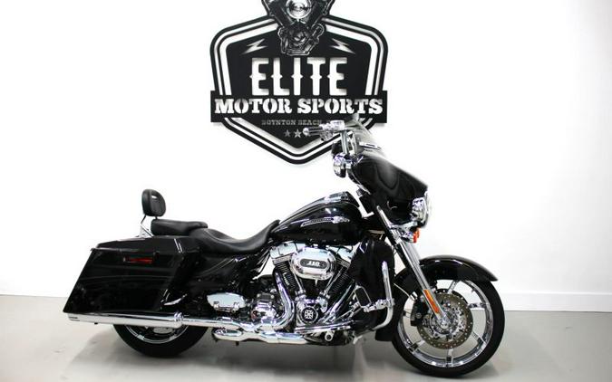 2012 Harley Davidson Street Glide CVO FLHXSE Screamin Eagle