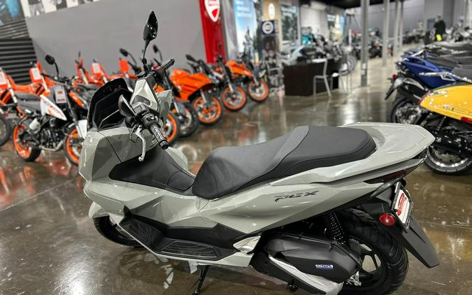 2025 Honda PCX ABS