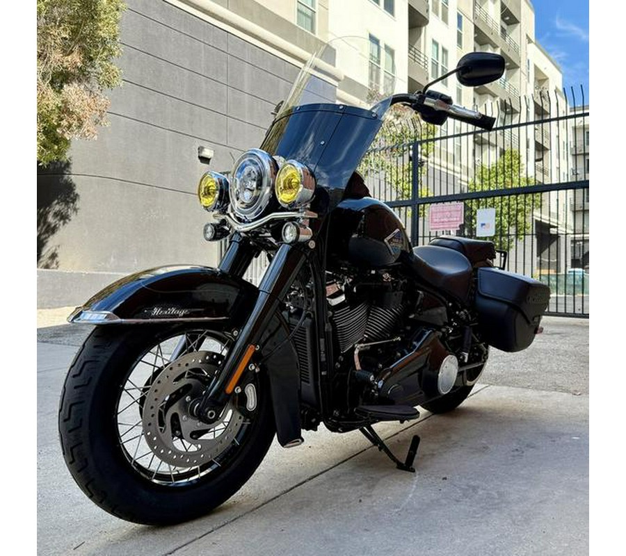 2025 Harley-Davidson® FLHC - Heritage Classic