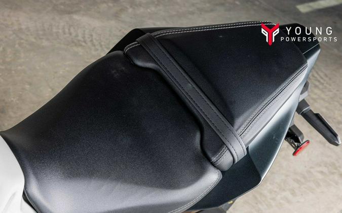 2025 Honda CB650R E-Clutch