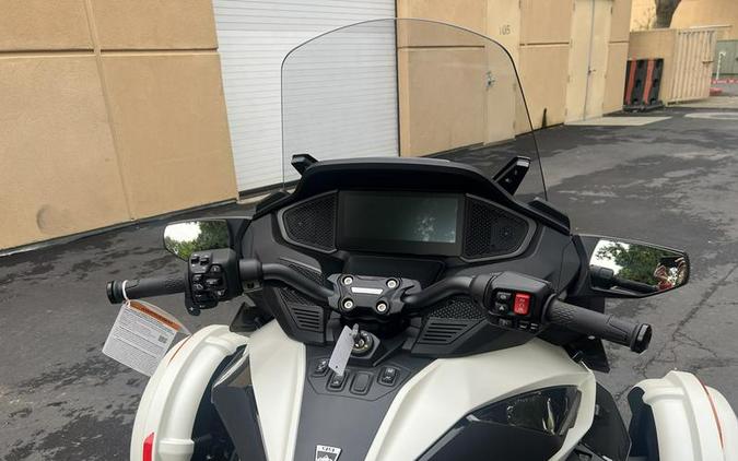 2026 Can-Am® Spyder RT Sea-to-Sky
