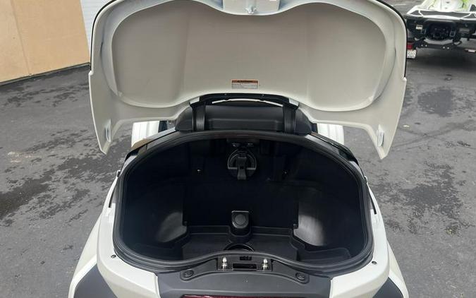 2026 Can-Am® Spyder RT Sea-to-Sky