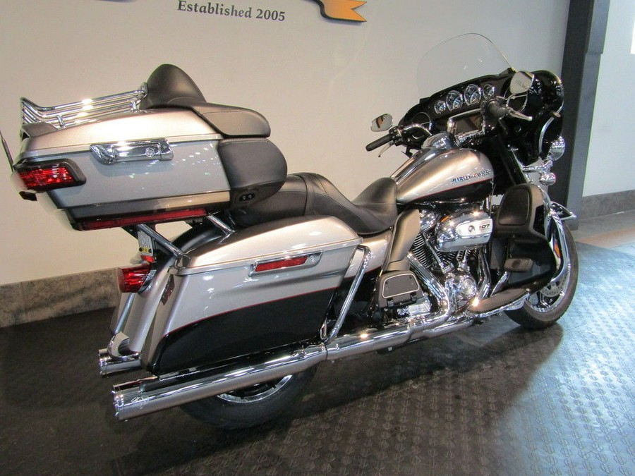 2017 Harley-Davidson® FLHTK - Ultra Limited