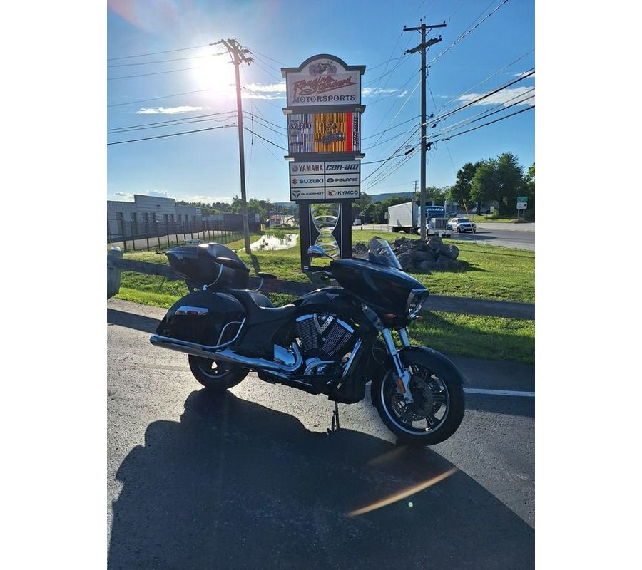 2011 Victory Motorcycles® Cross Country™