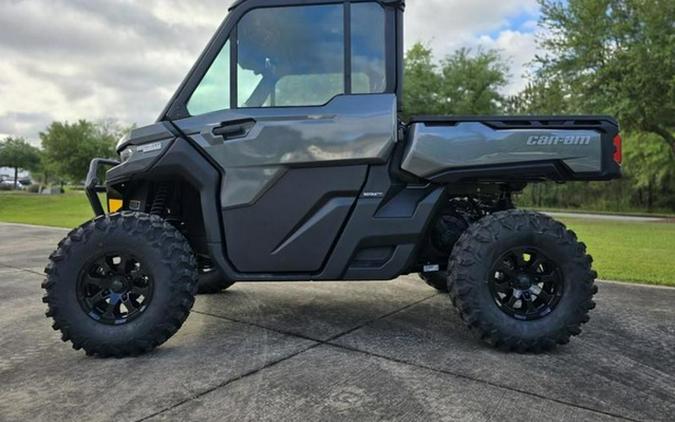 2024 Can-Am Defender Limited HD10