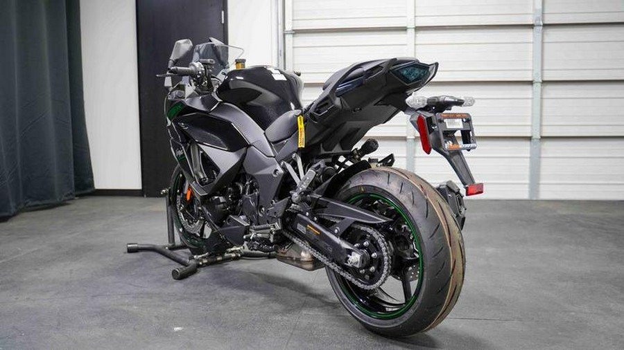 2025 Kawasaki Ninja® 1100SX ABS