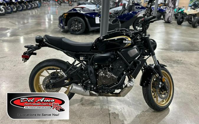 2025 Yamaha XSR700
