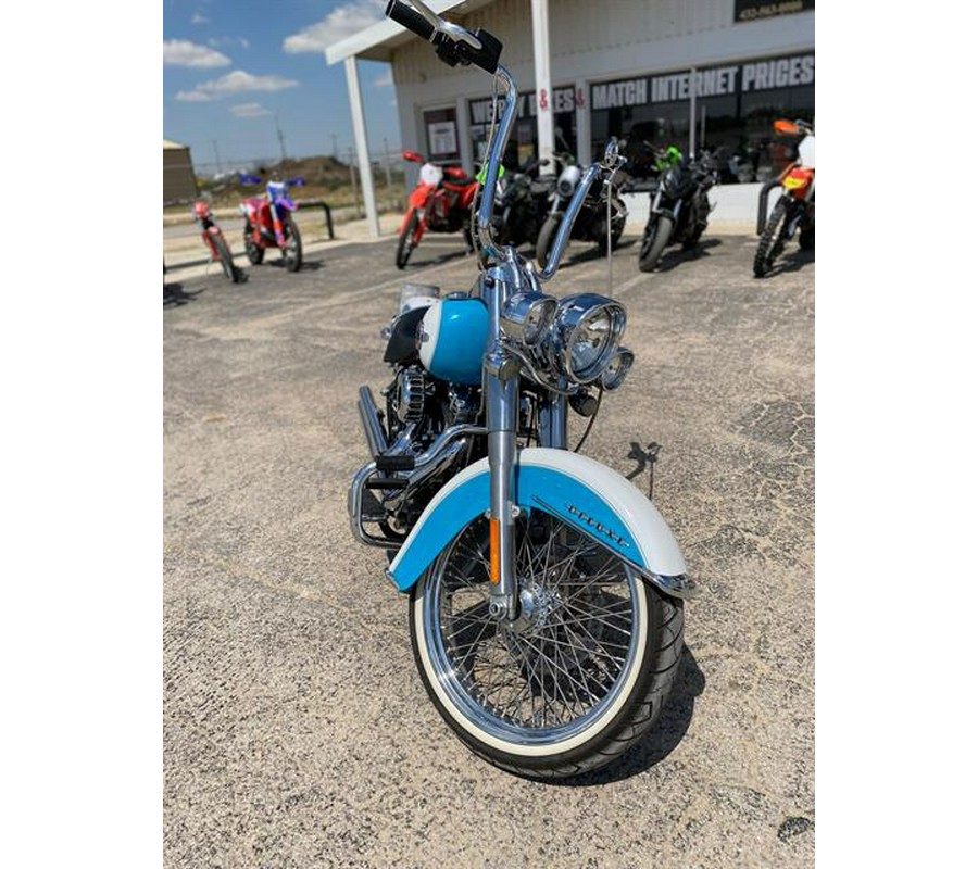 2016 Harley-Davidson Softail® Deluxe