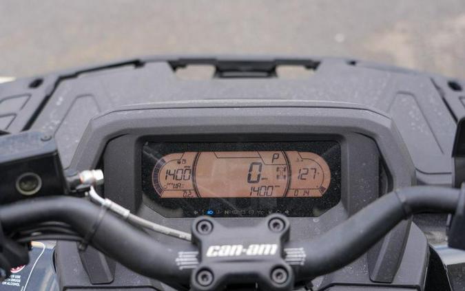 2026 Can-Am® Outlander MAX Backcountry