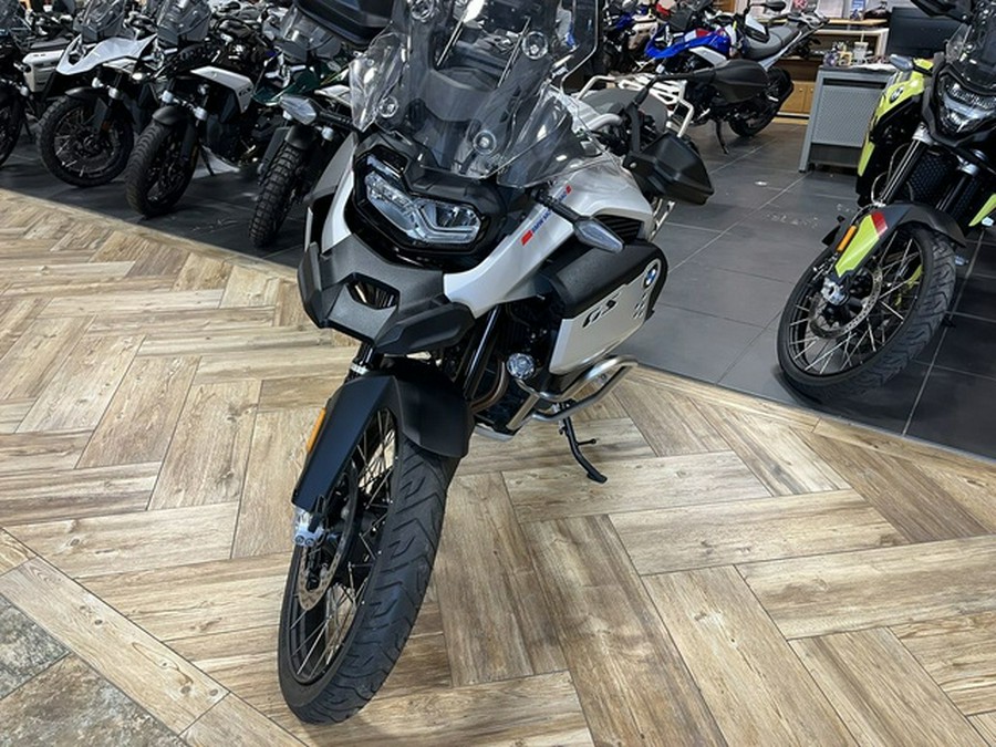 2025 BMW F 900 GS Adventure White Aluminum Metallic Matte