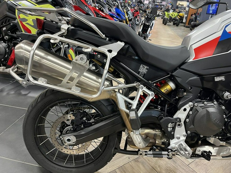 2025 BMW F 900 GS Adventure White Aluminum Metallic Matte