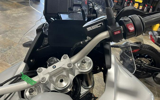 2025 BMW F 900 GS Adventure White Aluminum Metallic Matte