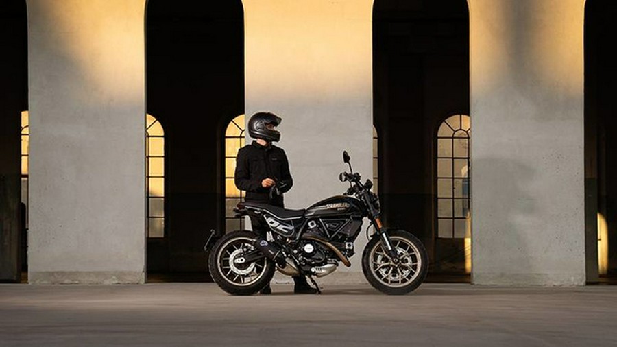 2026 Ducati Scrambler Full Throttle Nightshift